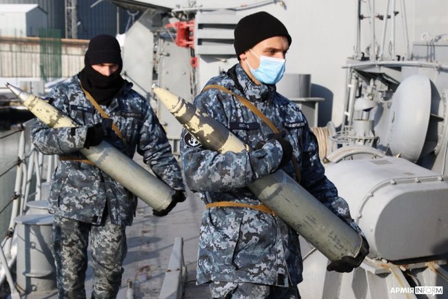 Повна бойова готовність: на кораблях і катерах ВМС ЗСУ відбуваються навчання 11 Повна бойова готовність: на кораблях і катерах ВМС ЗСУ відбуваються навчання 11