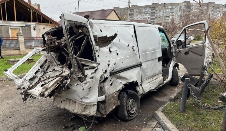 В Херсонской области из-за российских обстрелов 2 человека погибли, из них один ребенок, 13 человек ранены. ВИДЕО+ФОТОрепортаж