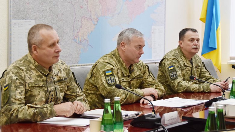 Наев обсудил подготовку оперативного состава с руководителем Многонационального координационного центра Стейбеком 02