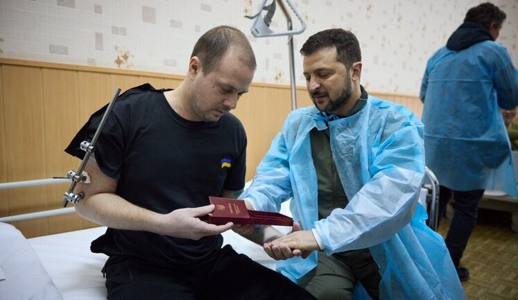 Зеленський на Чернігівщині вручив нагороди пораненим військовим. ФОТОрепортаж