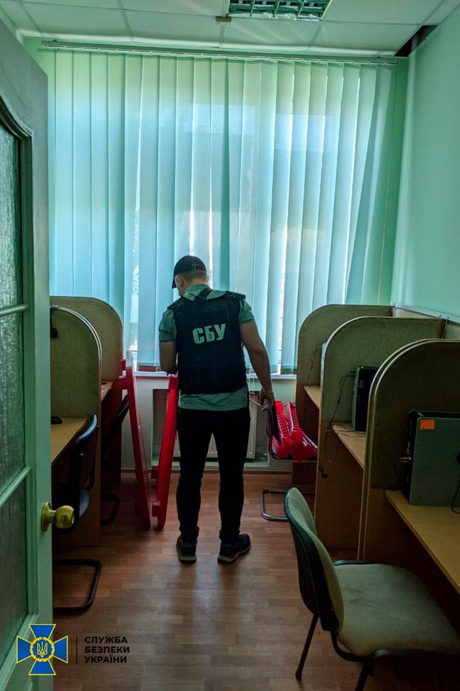 Call-центры, предоставляющие услуги российским компаниям, разоблачили в Кропивницком и Кривом Роге, - СБУ 02