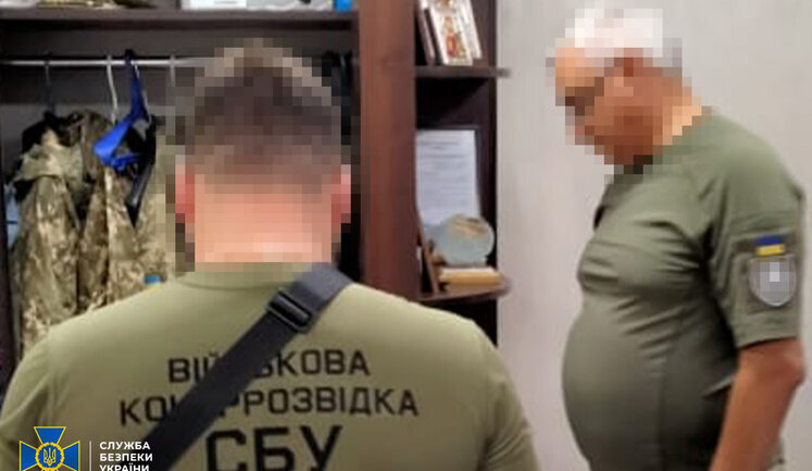 Военный чиновник в Одессе потребовал более 400 тыс. грн "отката" за ремонт казарм для мобилизованных в ВСУ, - СБУ. ФОТОрепортаж