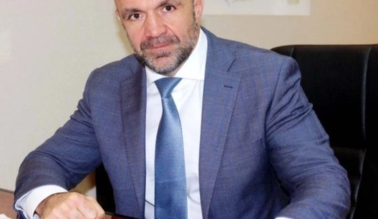 На Мангера не надели электронный браслет: в Херсоне "нет свободных"