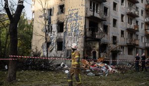 Aftermath response to Russian strike on Kyiv completed: 9 killed and 33 injured, including 4 children. VIDEO+PHOTOS