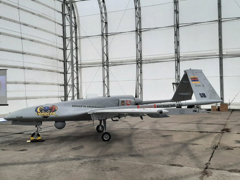 Bayraktar, на который собрали деньги литовцы, отправился в Украину, - Минобороны Литвы 01