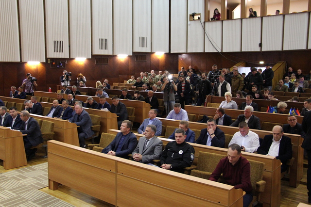 Івано-Франківська облрада виступила проти реалізації формули Штайнмаєра 03