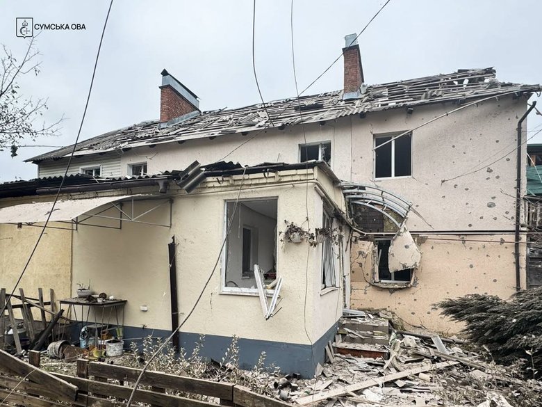 Росіяни атакували Сумську громаду вісьмома КАБами: четверо — по обласному центру