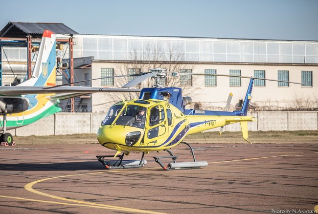 Франция передала Госпогранслужбе первые два вертолета Airbus Helicopters H125 06