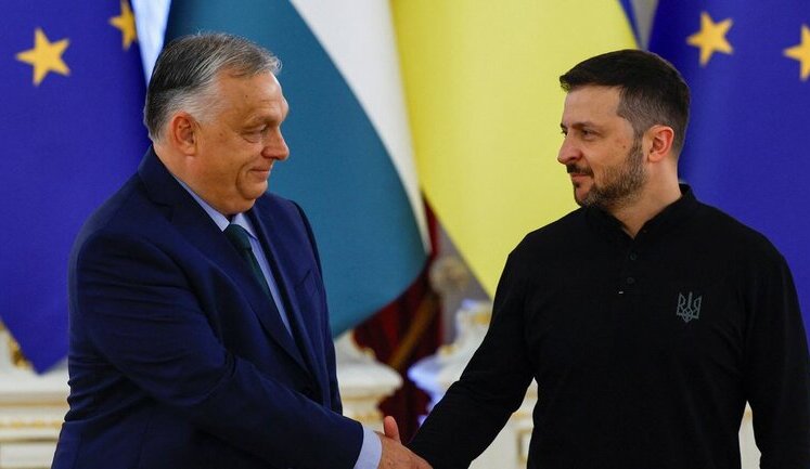 Орбан: "Зеленський – політик-комік, який лише грає роль президента"