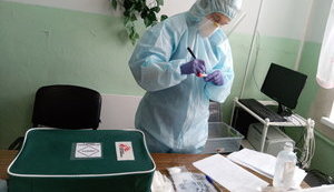Количество медиков, инфицированных COVID-19, снизилось втрое, - Степанов