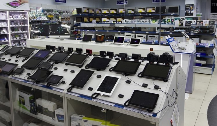 Чи повинні українці платити двічі за контент при купівлі електроніки