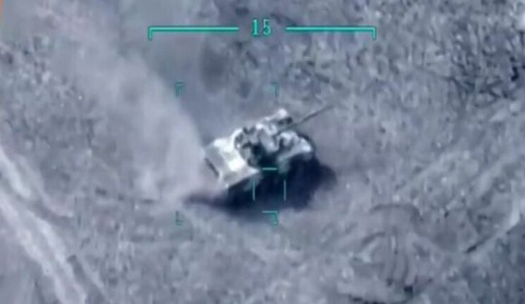 Bayraktar destroys two Russian tanks. VIDEO