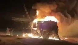 Во время съемки рашиста взрывом отбросило на несколько метров после попадания украинского дрона и детонации ЗРПК "Панцирь-С2"