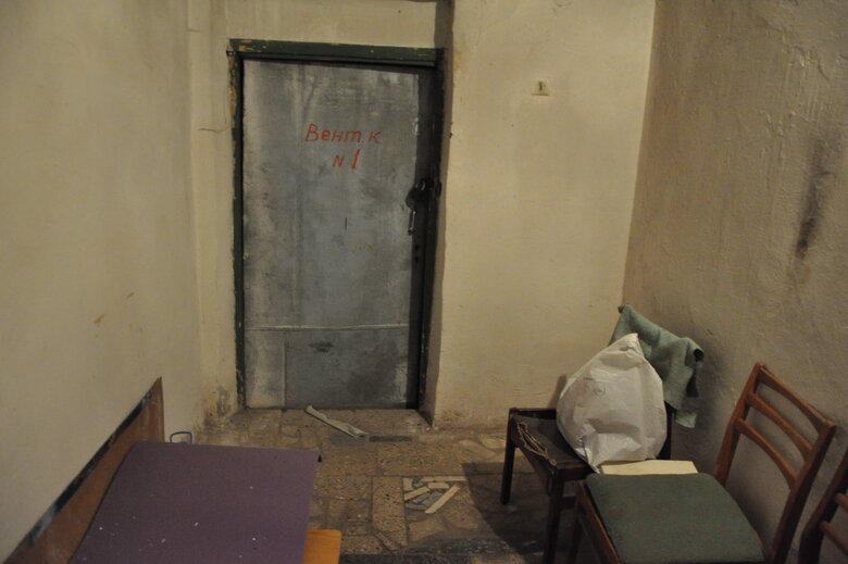Consequences of shelling in Desnyansky district of Kyiv 25