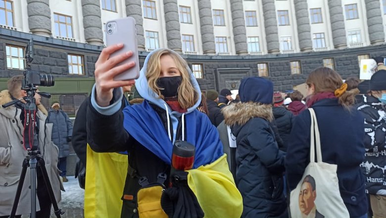 Шмыгаль встретился со студентами Киево-Могилянской академии: заявил, что начинает консультации с Радой по отставке Шкарлета 25