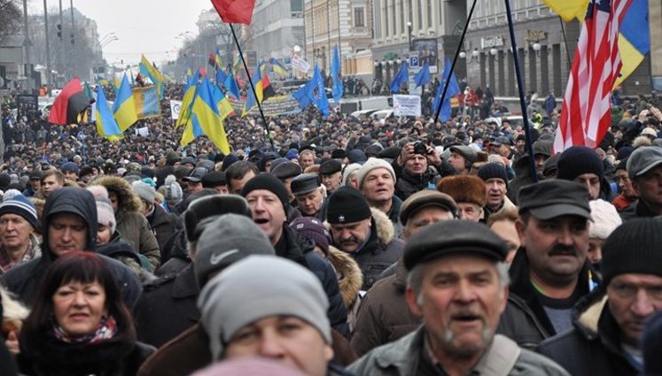 Акция сторонников Саакашвили: участники собрались под зданием ВР (обновлено). ФОТОрепортаж+ВИДЕО