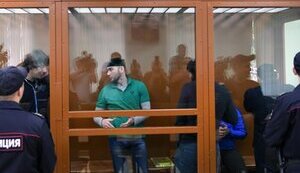 Засуджений за вбивство Нємцова пішов на війну