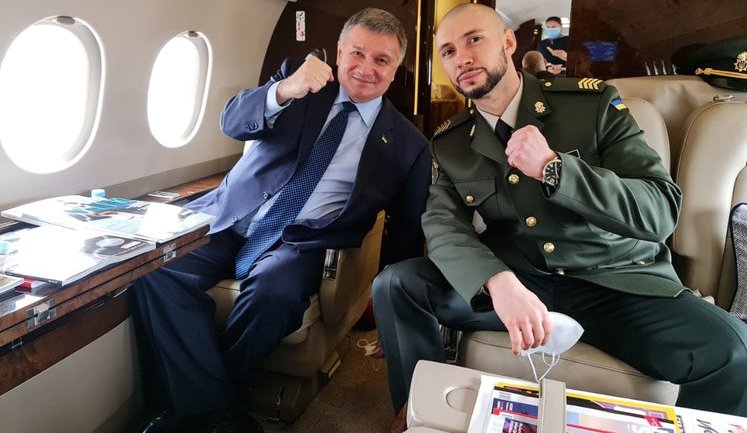 Марків вилетів з Італії в Україну. ФОТОрепортаж