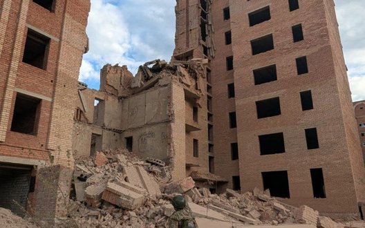 1 людина зазнала поранень через російські обстріли Донеччини, пошкоджені десятки будинків. ФОТОрепортаж