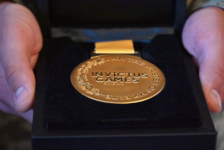 Із полковником, депутатом Київради від ЄС Сергієм Ільницьким (Сокіл), який загинув у бою проти рашистів у лавах піхоти 28 ОМБр, попрощалися в Києві 11