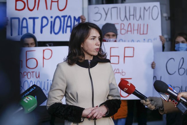Главные новости 15 декабря: приняли бюджет, ФОПы протестуют на Майдане 02