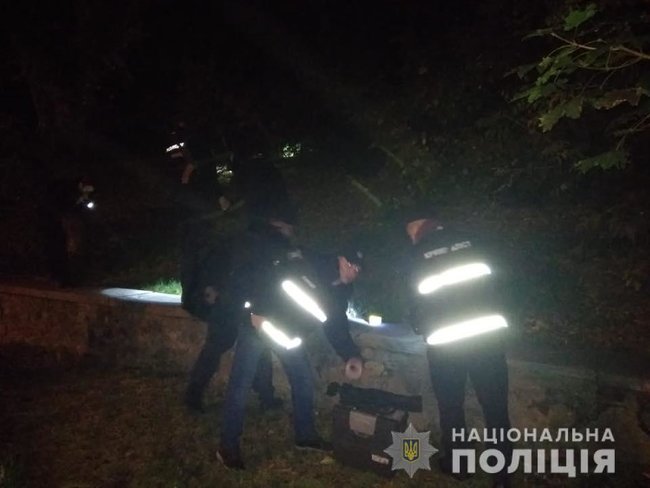 Police officer shot and injured while responding to robbery in downtown Kyiv 02