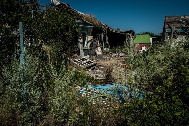 JFO report: Shyrokyne completely mined by Russian invaders 10