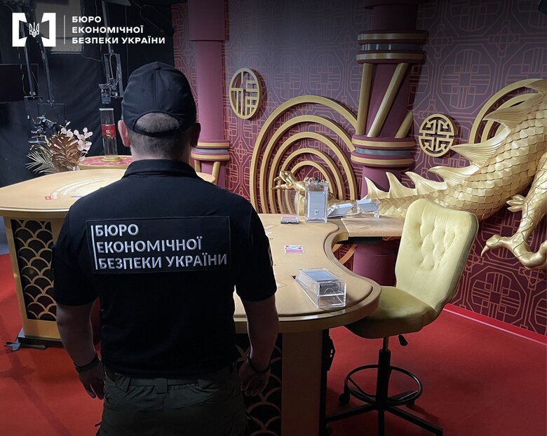 У Києві викрили підпільне онлайн-казино 02