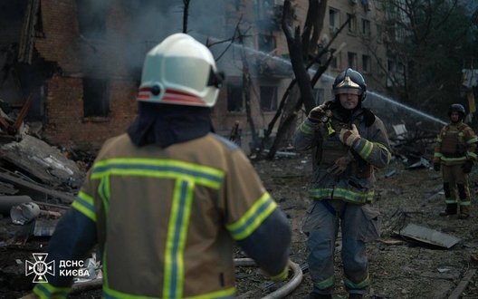 Триває ліквідація наслідків масованої атаки РФ у Києві: пошкоджено понад 40 локацій. ВІДЕО+ФОТОрепортаж