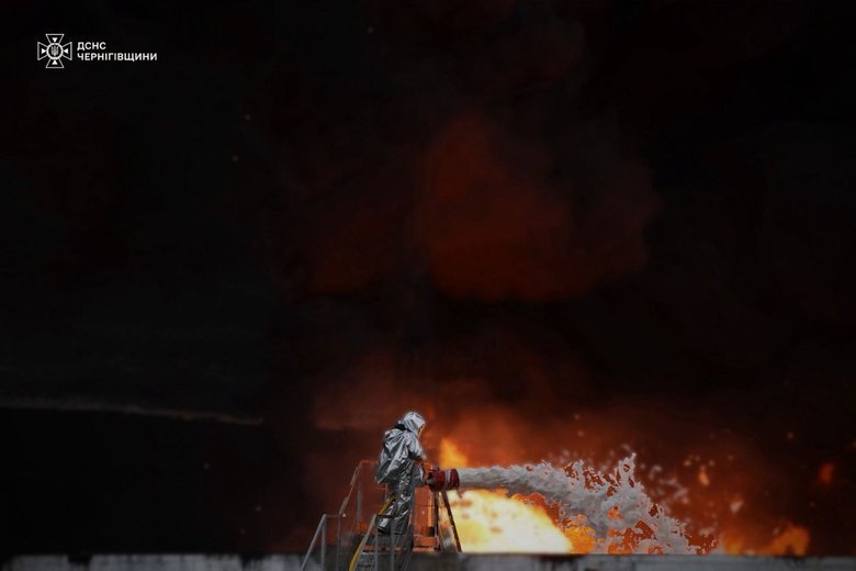 Large-scale fire in Pryluky after a drone strike on 8 October