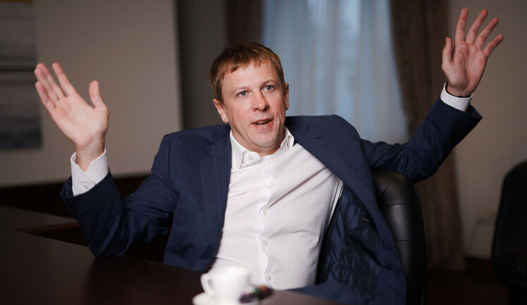Ексрегіонал Хомутиннік встиг продати спільний з Коломойським газовий бізнес до арешту