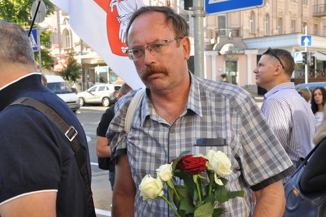 Хто вбив Павла?: Памятник Шеремету відкрили в Києві в четверту річницю його вбивства 15