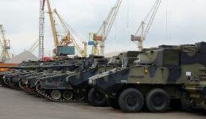 Hundreds of NATO Tanks and Armored Vehicles Deployed to Russia's Borders for Military Exercises. VIDEO