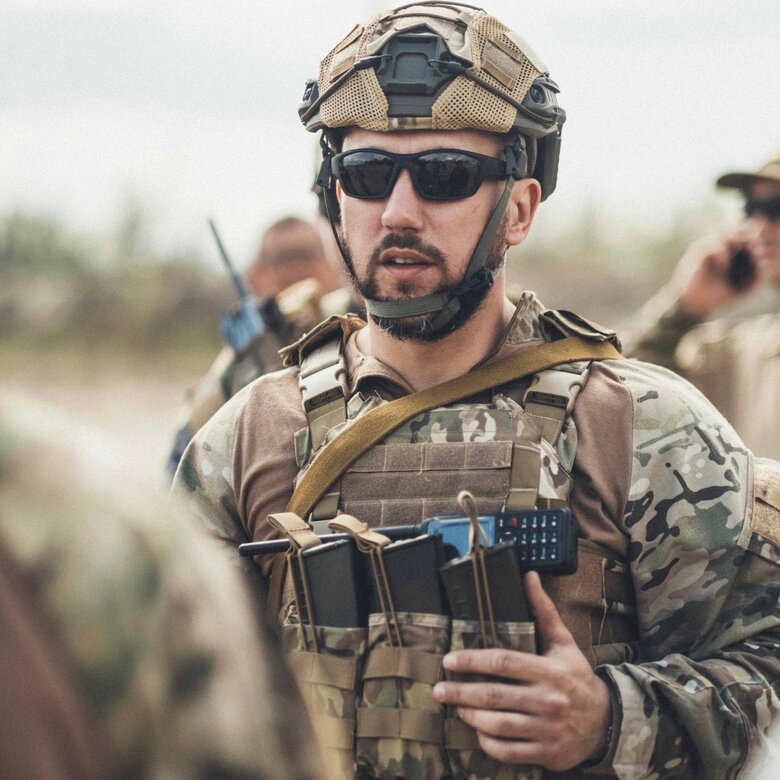 Командир батальйону Стугна Дмитро Лінько: Росіяни уникають контактного бою. Зараз наступу передує величезна кількість артобстрілів, а потім вже йде техніка і насамкінець піхота 01