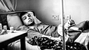 "В 20 лет не хочется сесть в инвалидное кресло, но ведь мы живем в XXI веке, а ты даже не можешь поехать отдохнуть летом - не дойдешь до поезда"