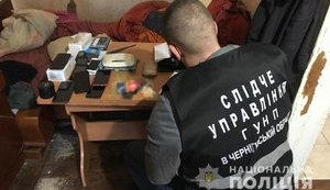 Группа мошенников купила базу личных данных и взяла кредитов на других людей на 400 тысяч гривен, - полиция Черниговщины. ФОТОрепортаж