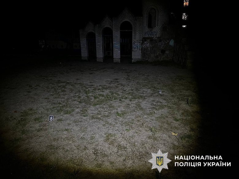 У Василькові чоловік відкрив стрілянину по двох громадянах