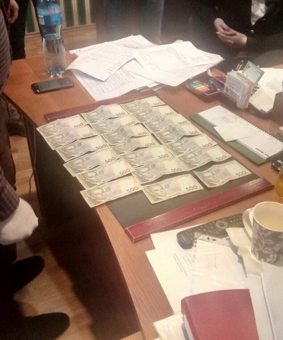 СБУ поймала на взятке главу Госагентства рыбхоза Николаевщины 01 СБУ поймала на взятке главу Госагентства рыбхоза Николаевщины 01