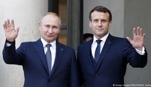 макрон,путін