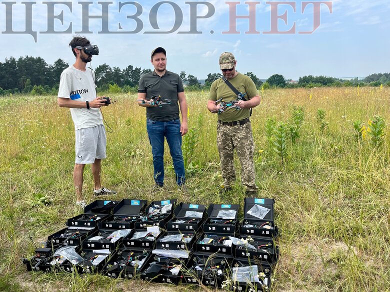 Як ми тестували дрони, придбані читачами Цензор.НЕТ для військових 09