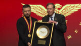 Зеленський отримав нагороду The Golden Plate Award у США