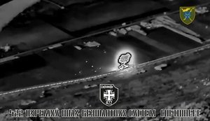 Дрони 422-го полку "LUFTWAFFE" уразили два локомотиви окупантів на Запоріжжі. ВIДЕО