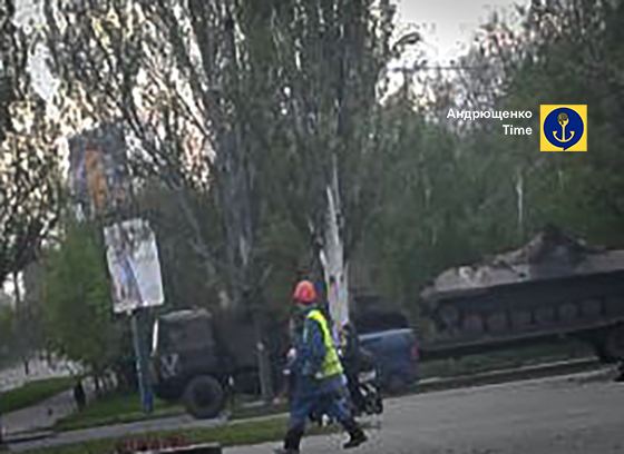 У Маріуполі вже дві доби фіксують рух техніки РФ, - Андрющенко 02