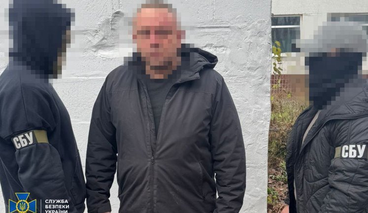 Помогали атаковать оборону Изюма: СБУ задержала двух агентов РФ на Харьковщине. ФОТО