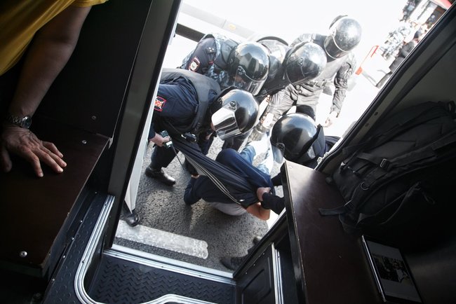 На первомайских акциях в России задержали 124 человека 06