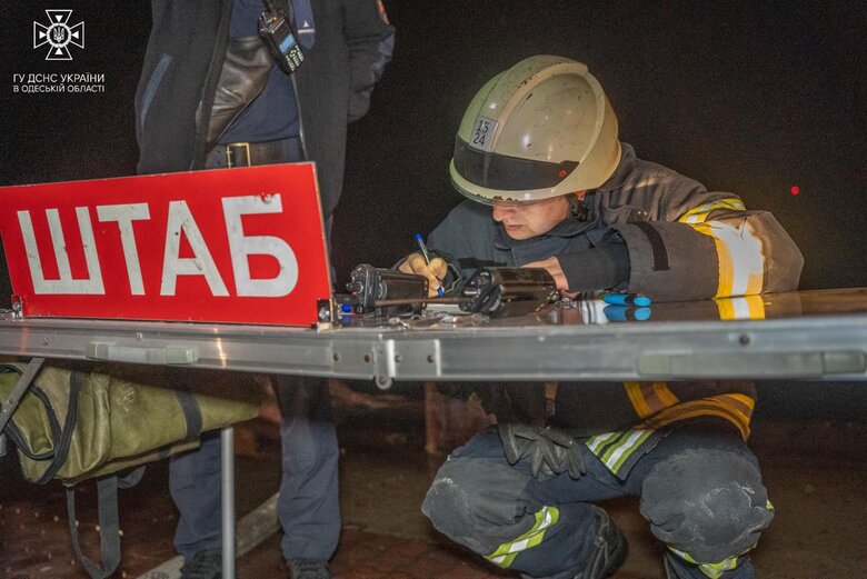 Последствия ночной атаки на Одессу 11