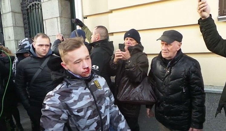 Поліція: Затримано найактивніших учасників акції під Радою, намети демонтовано. ФОТОрепортаж