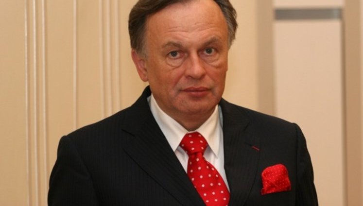 Російський історик Соколов пірнув у річку в Санкт-Петербурзі, щоб втопити відрубані жіночі руки