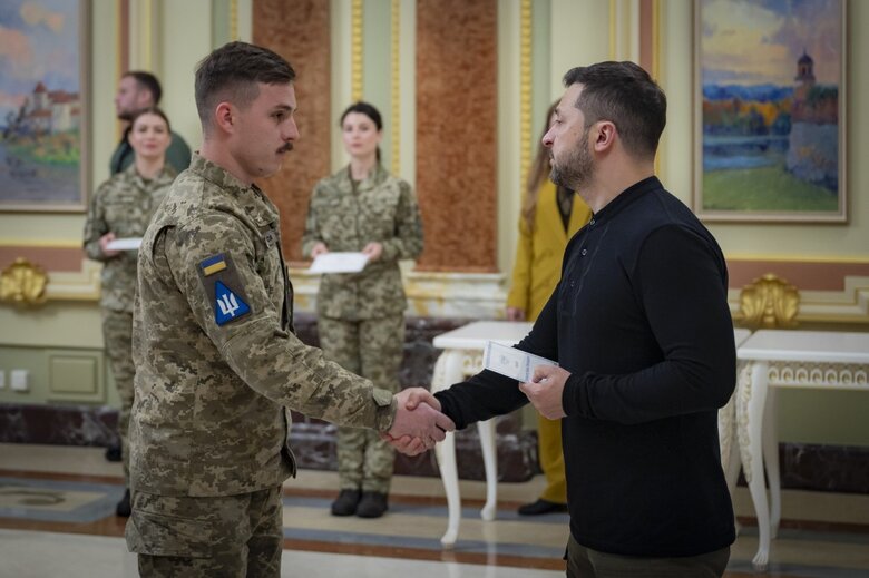 вручення сертифікатів на житло Героям України та їх родинам