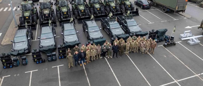 Poroshenko hands over Ai-Petri electronic warfare system to Armed Forces units